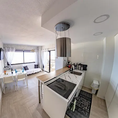 Апартаменты Sunset Ocean View - Playa Paraiso Адехе