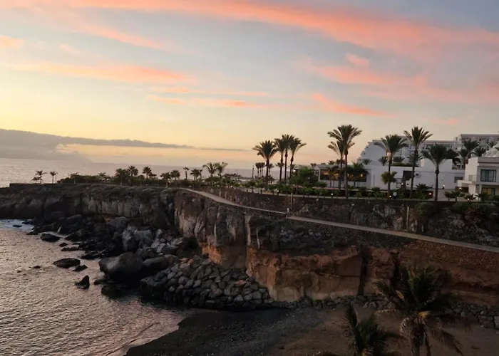 Sunset Ocean View - Playa Paraiso Апартаменты *